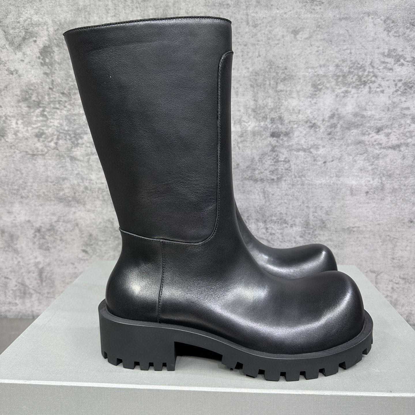 Balenciaga Hummer Boot - DopestKickz