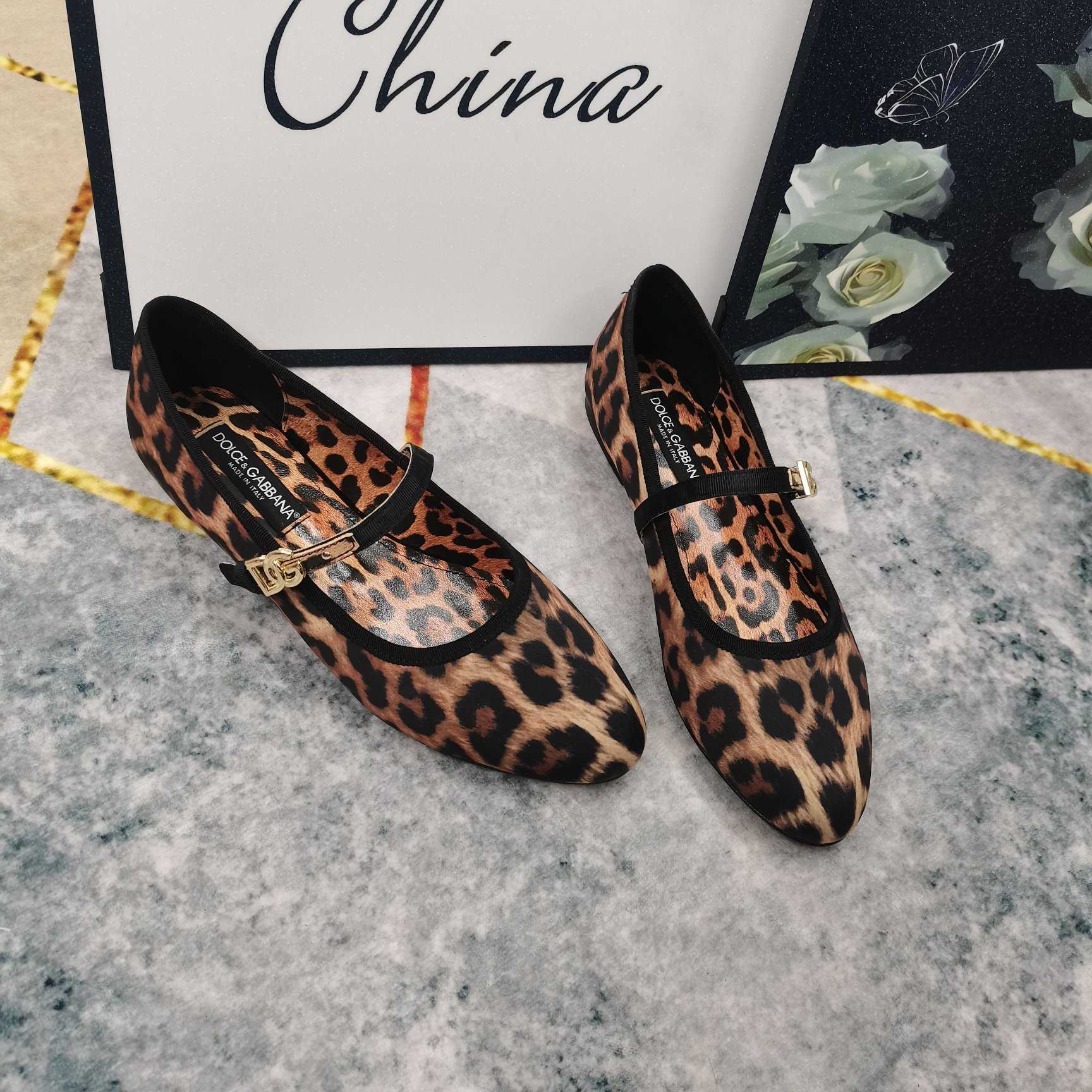 Dolce & Gabbana Printed Velvet Ballet Flats - DopestKickz