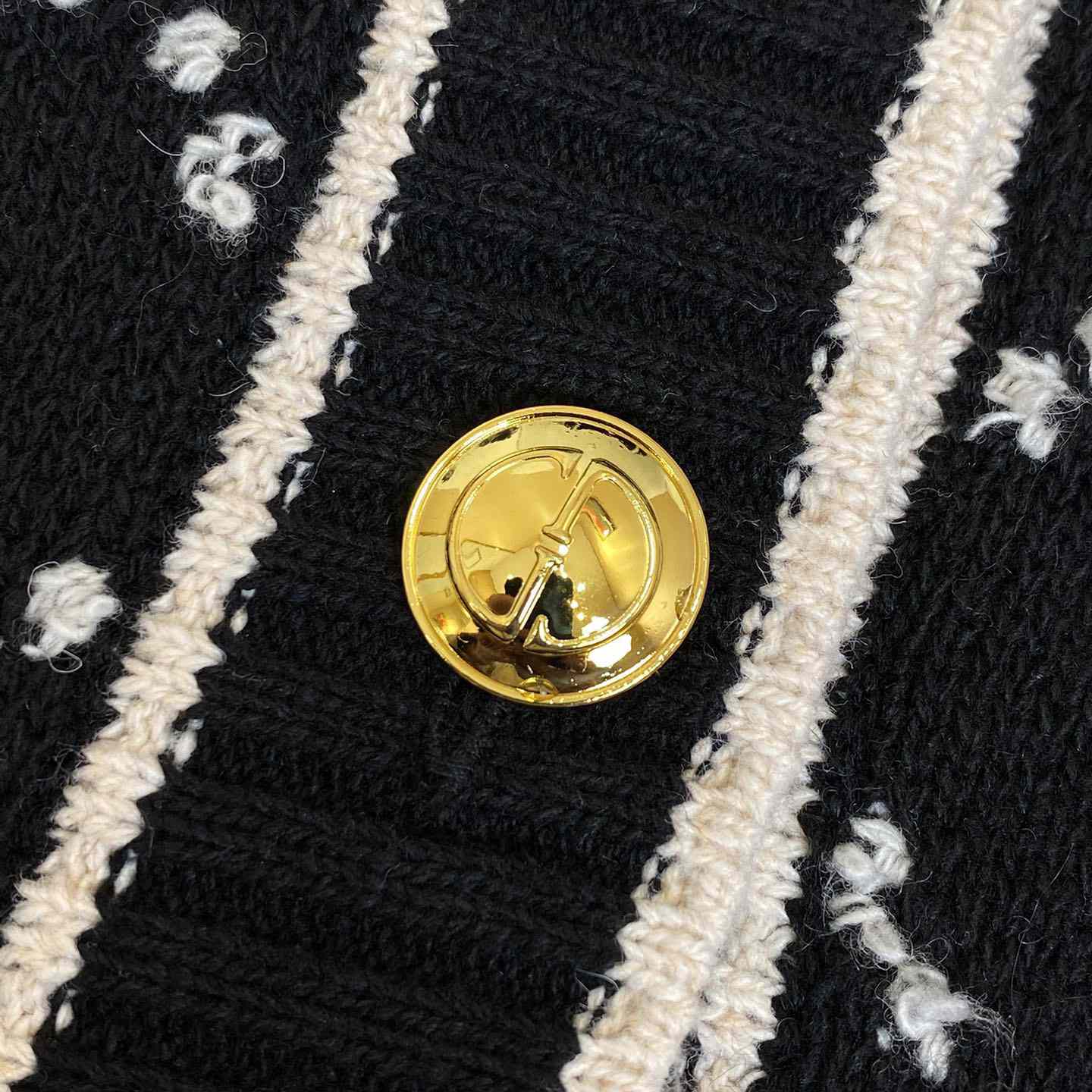 Gucci GG Wool Bouclé Jacquard Cardigan - DopestKickz