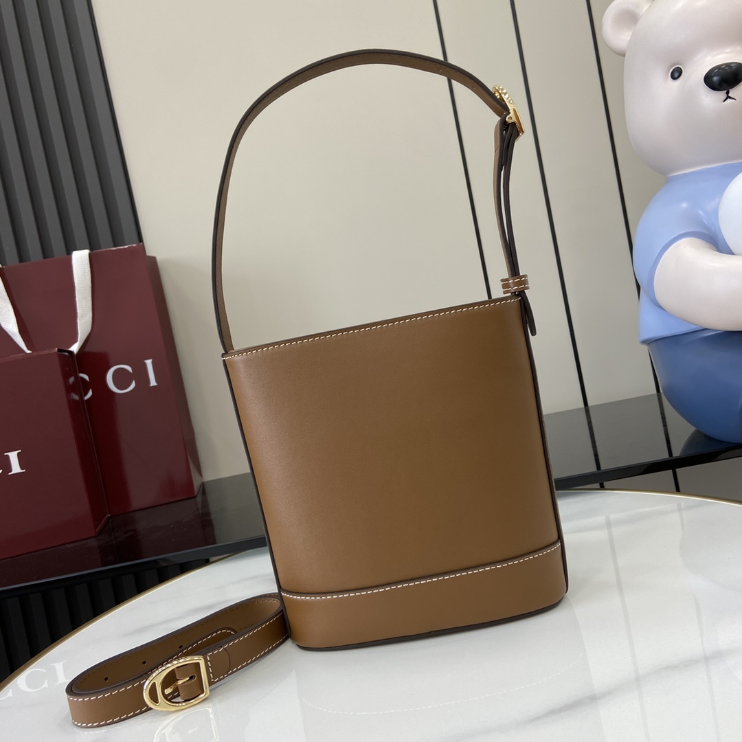 Gucci 73 Mini Bucket Bag - DopestKickz