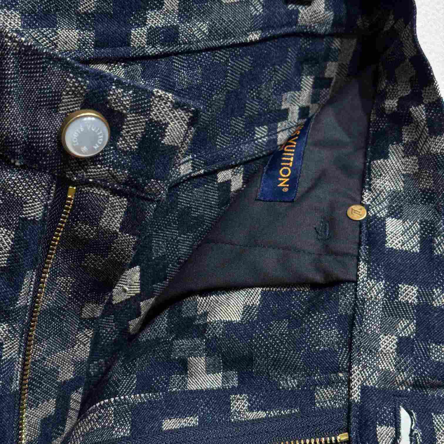 Louis Vuitton Graphic Denim Skate Shorts - DopestKickz