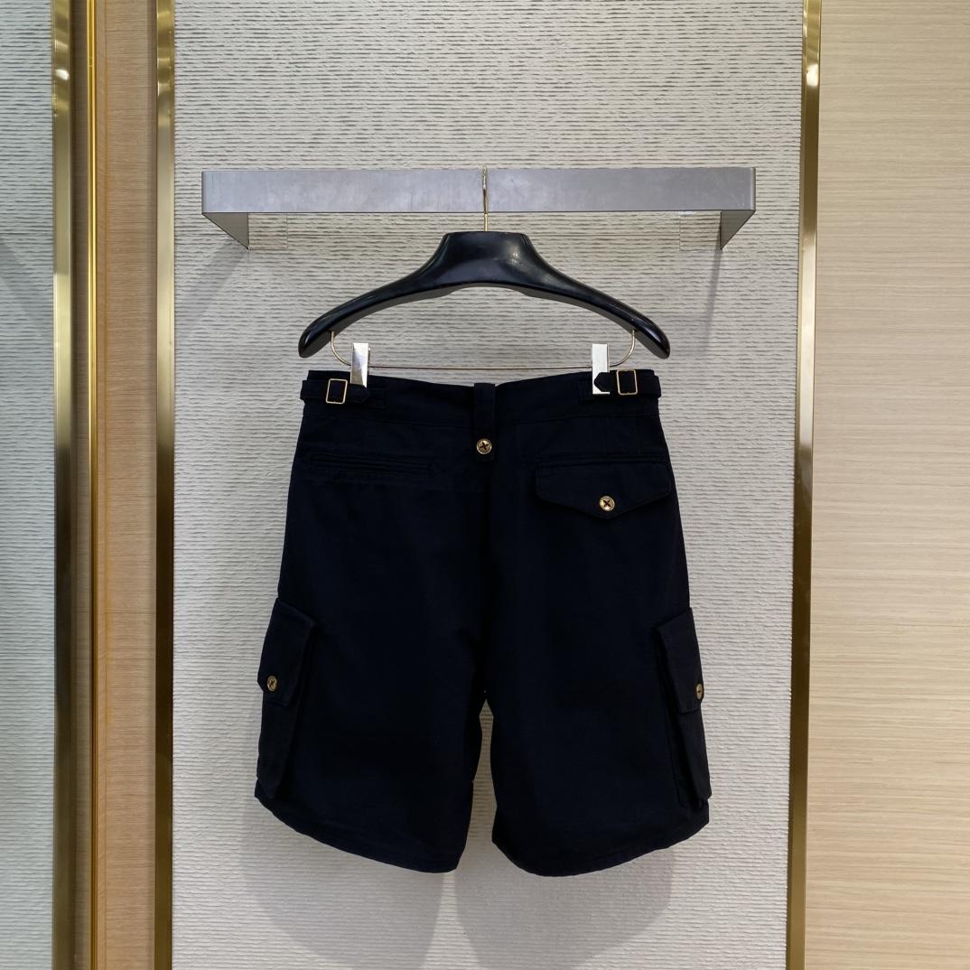 Louis Vuitton Cotton Utility Cargo Shorts   1AFJ54 - DopestKickz