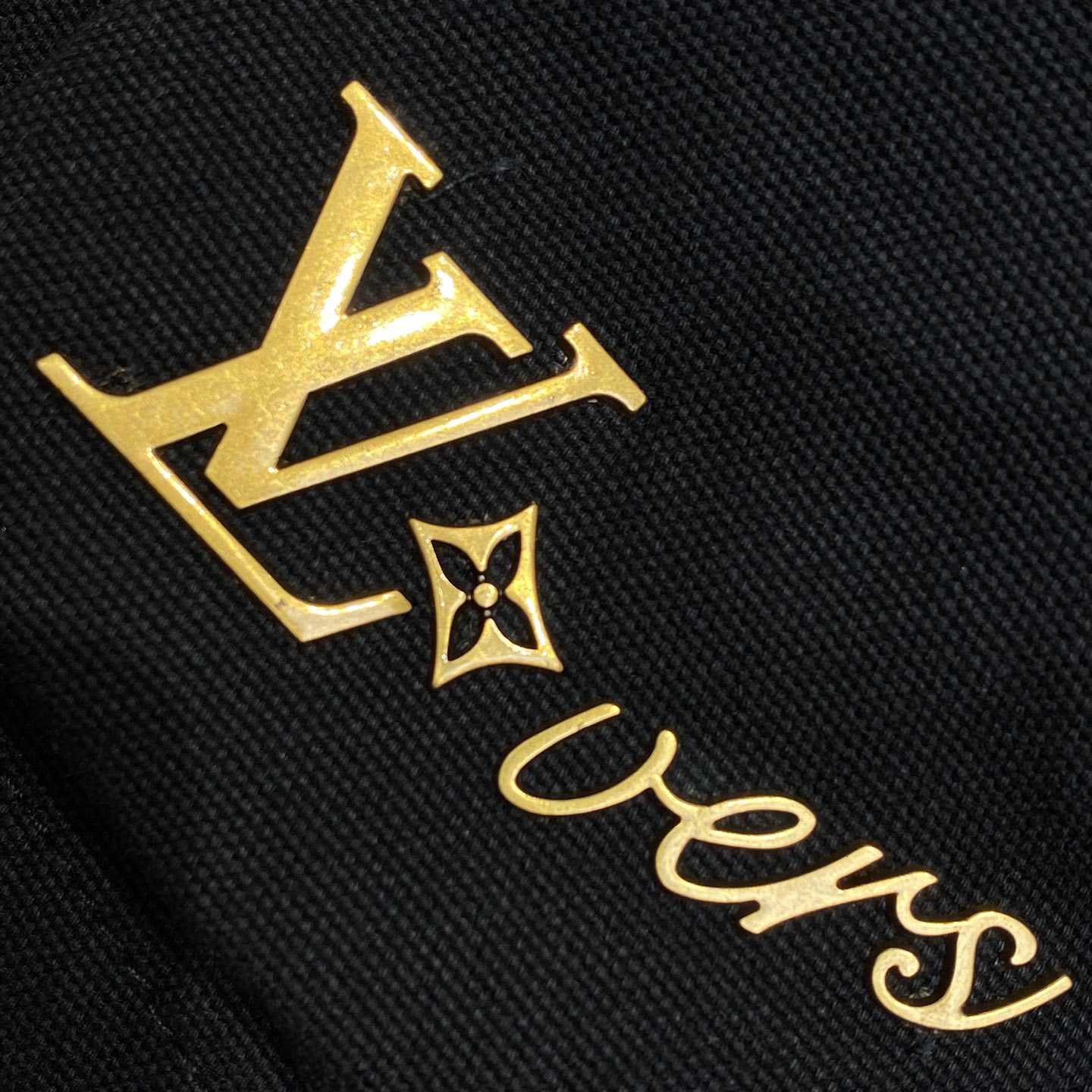 Louis Vuitton Cotton Utility Cargo Shorts   1AFJ54 - DopestKickz