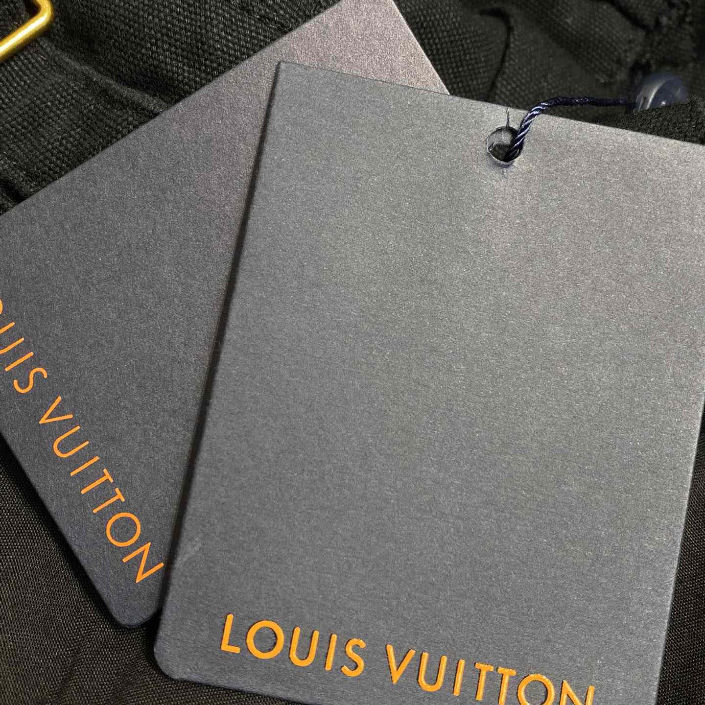 Louis Vuitton Cotton Utility Cargo Shorts   1AFJ54 - DopestKickz