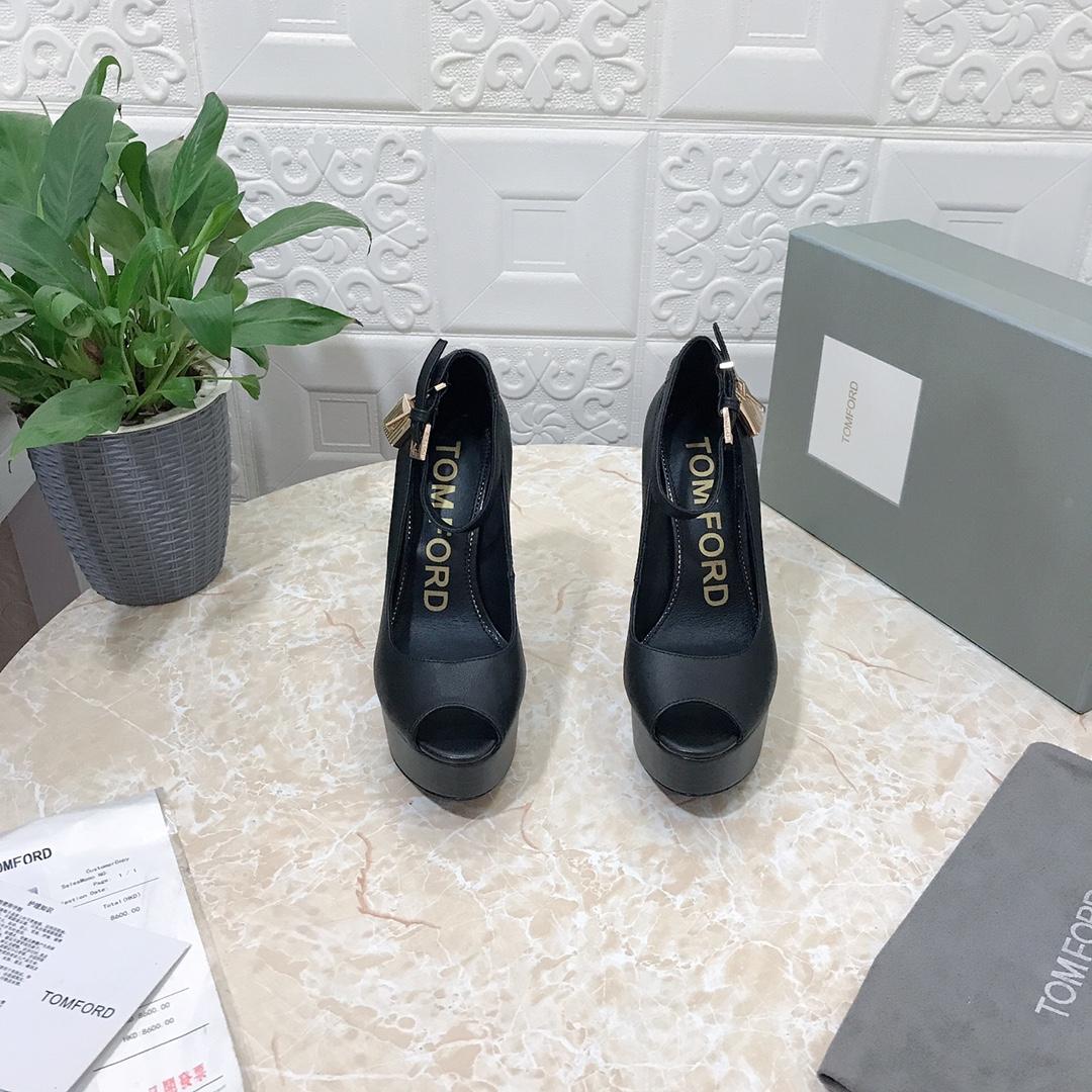 Tom Ford Padlock Peep Toe Platform Pump - DopestKickz