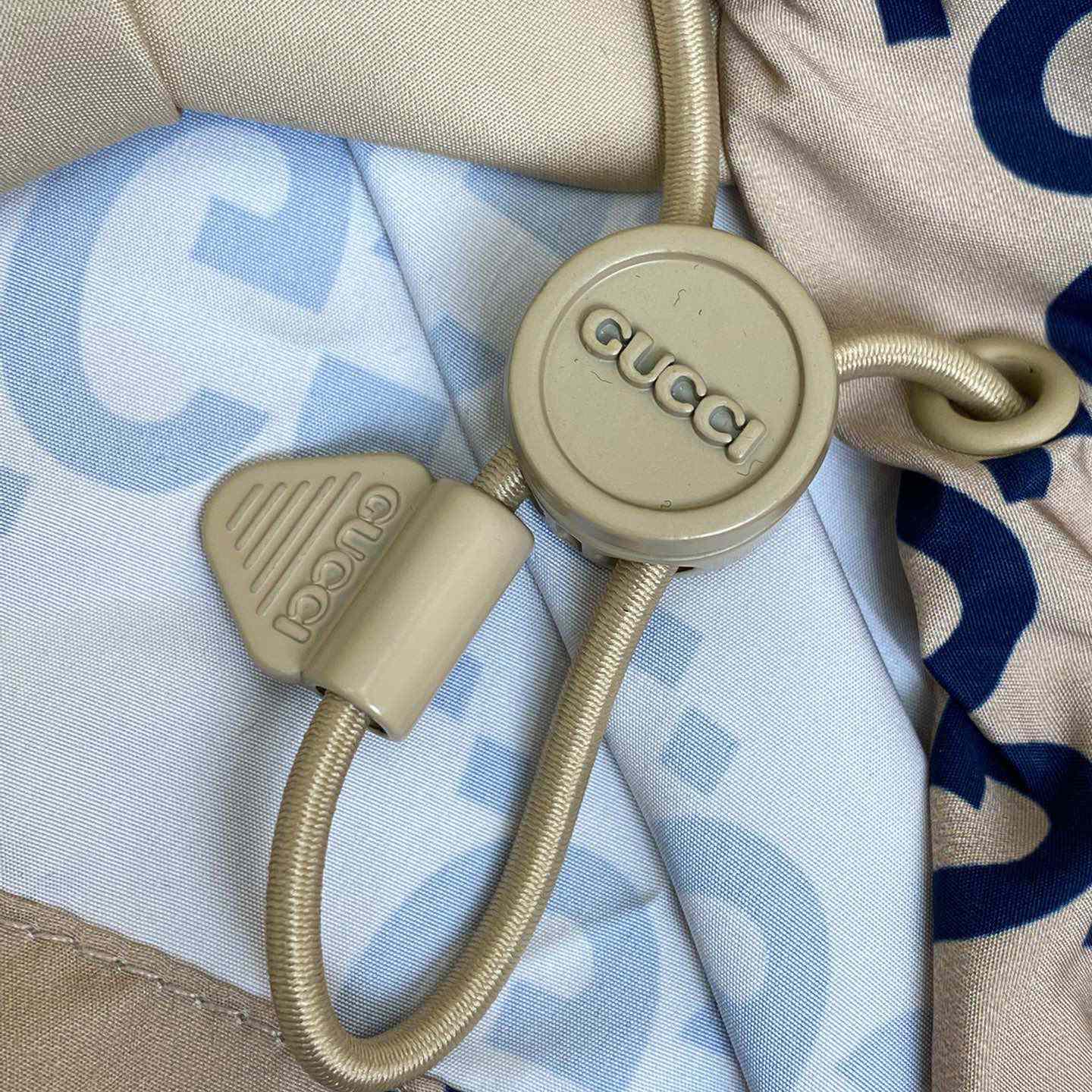 Gucci Men's GG Monogram Logo Hooded Jacket - DopestKickz