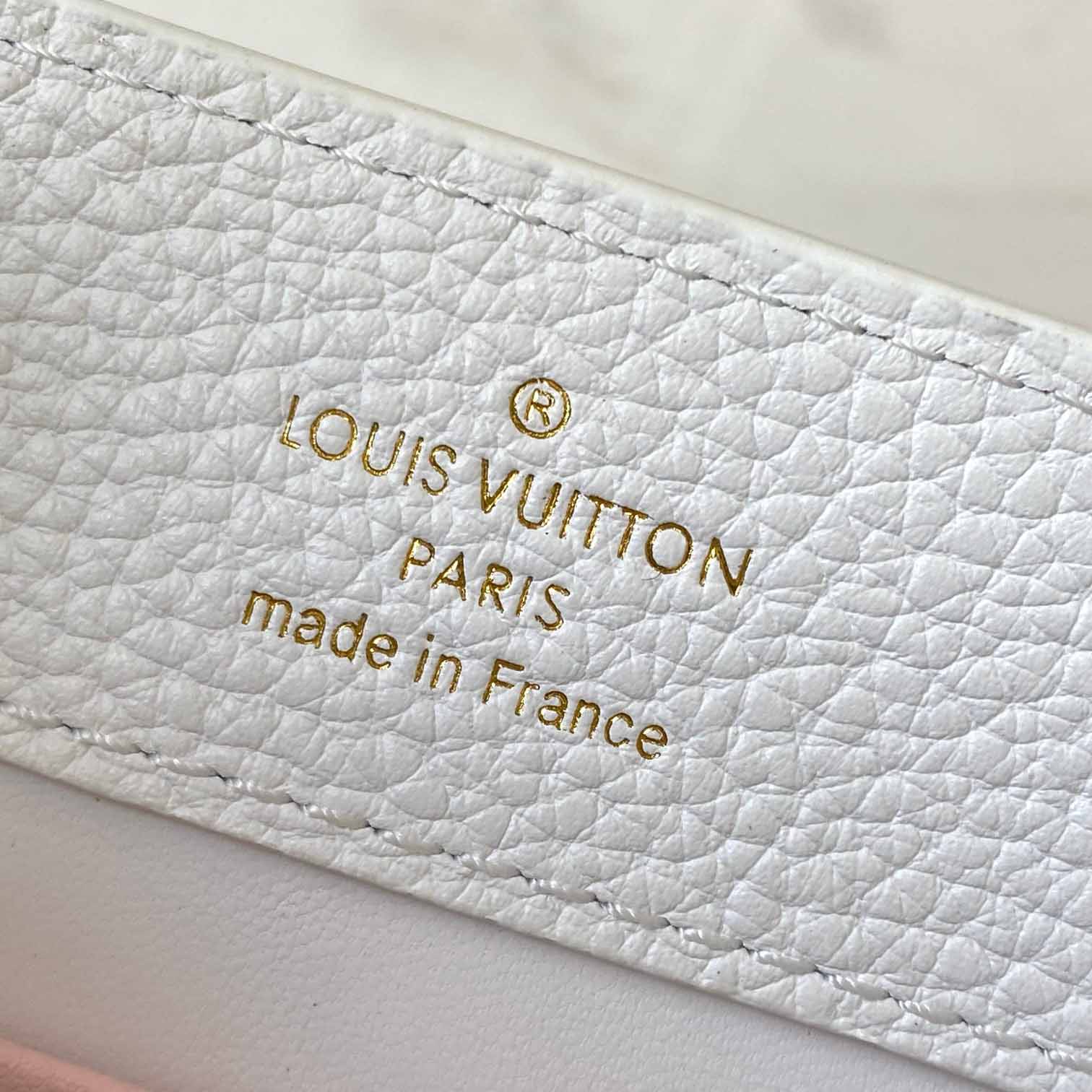 Louis Vuitton Capucines BB   M12279 - DopestKickz