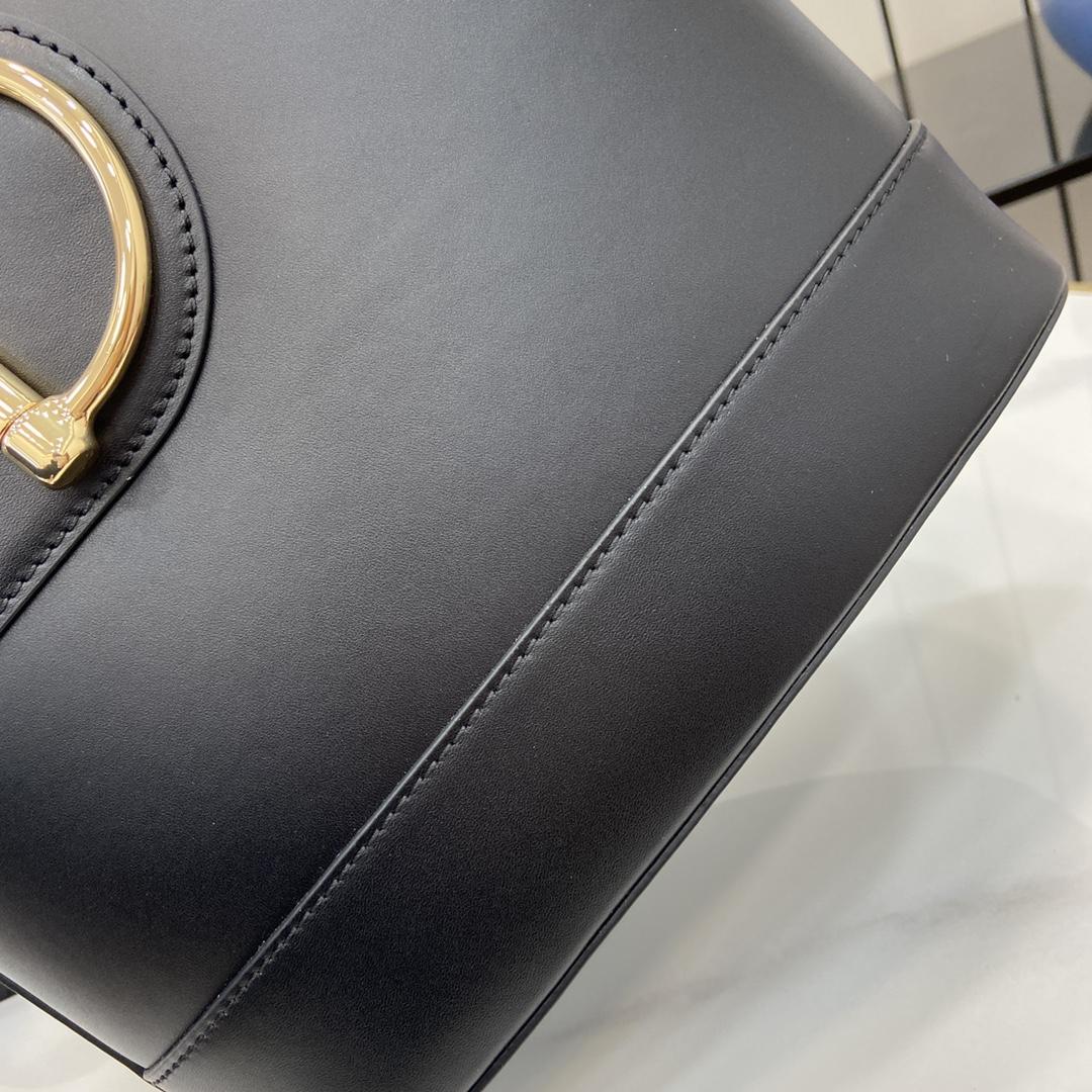 Gucci 73 Small Bucket Bag - DopestKickz