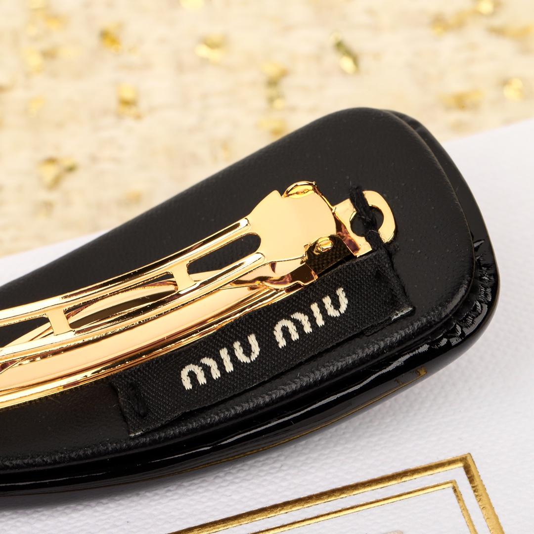 Miu Miu Patent-leather Hair Clip - DopestKickz