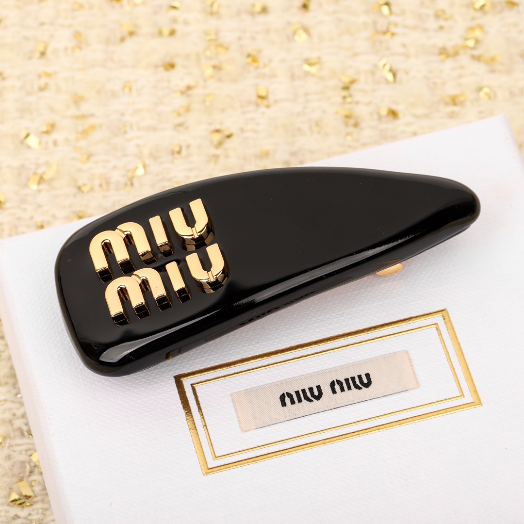Miu Miu Patent-leather Hair Clip - DopestKickz