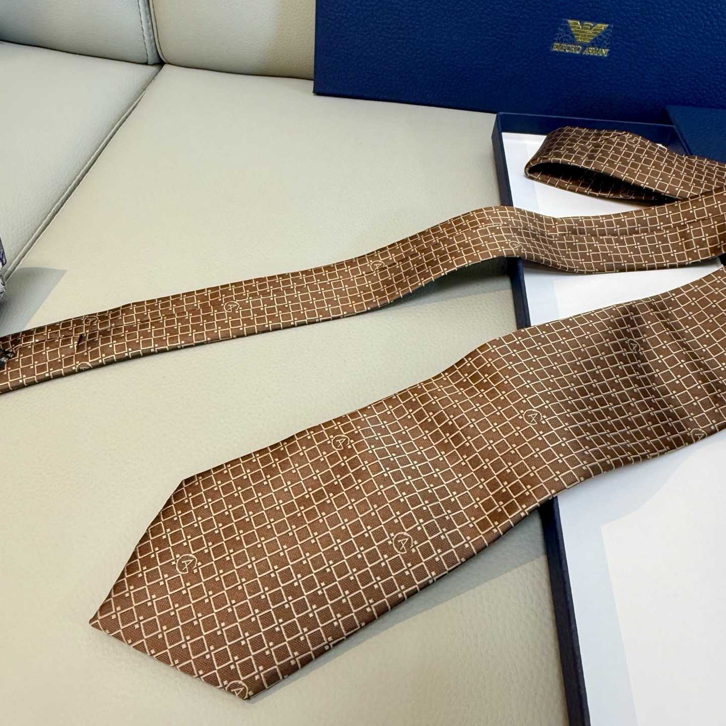 Hermes Maillons Vagues Tie - DopestKickz