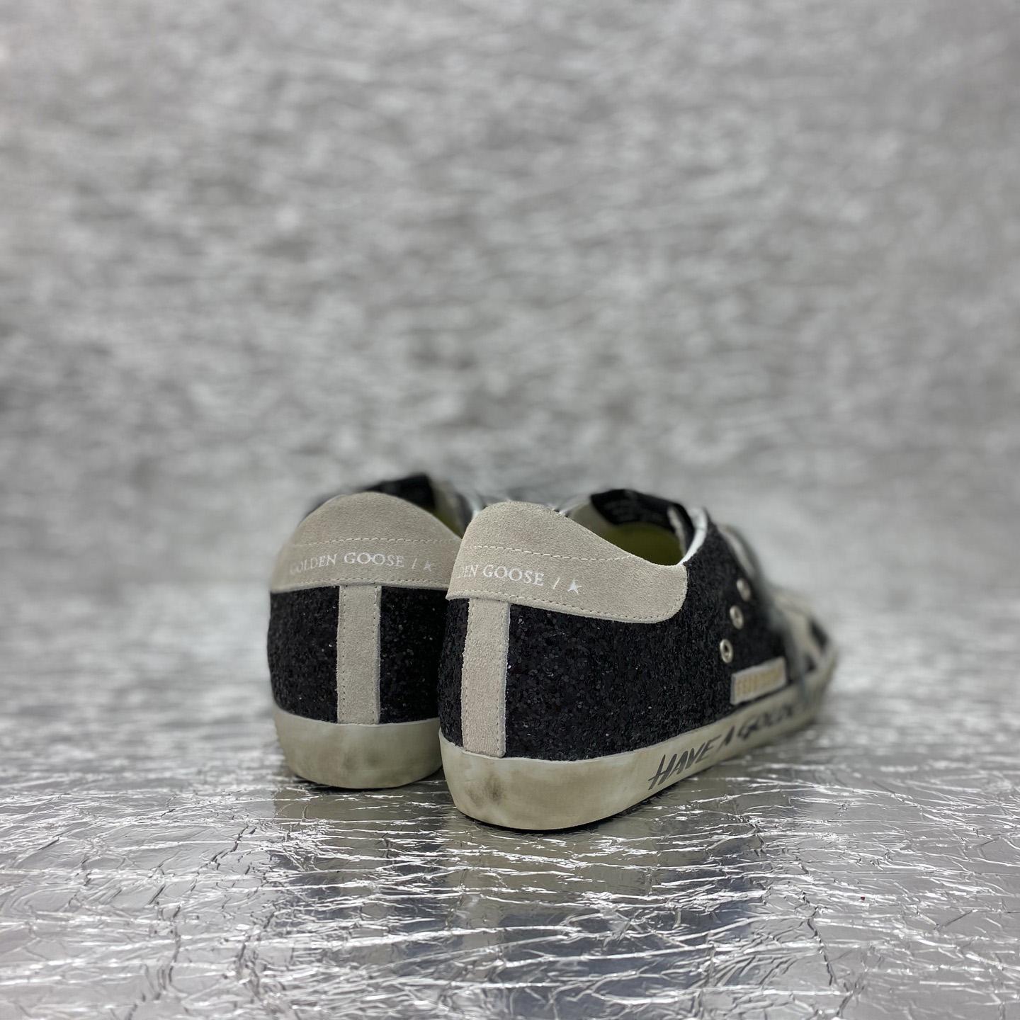 Golden Goose Sneakers - DopestKickz