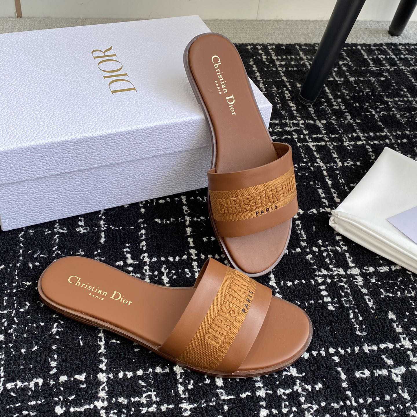 Dior Dway Slide  - DopestKickz