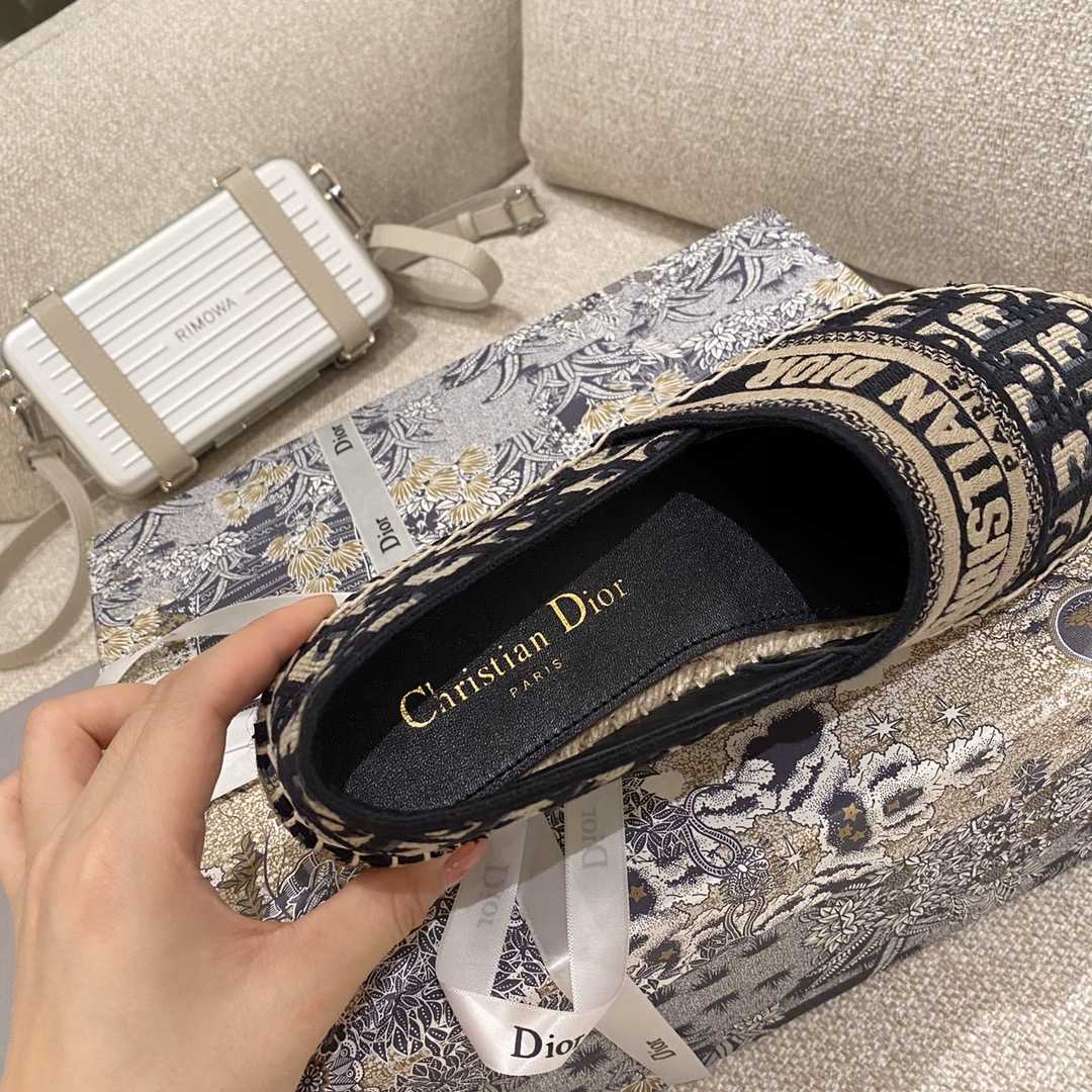 Dior Oblique Fisherman Shoes - DopestKickz