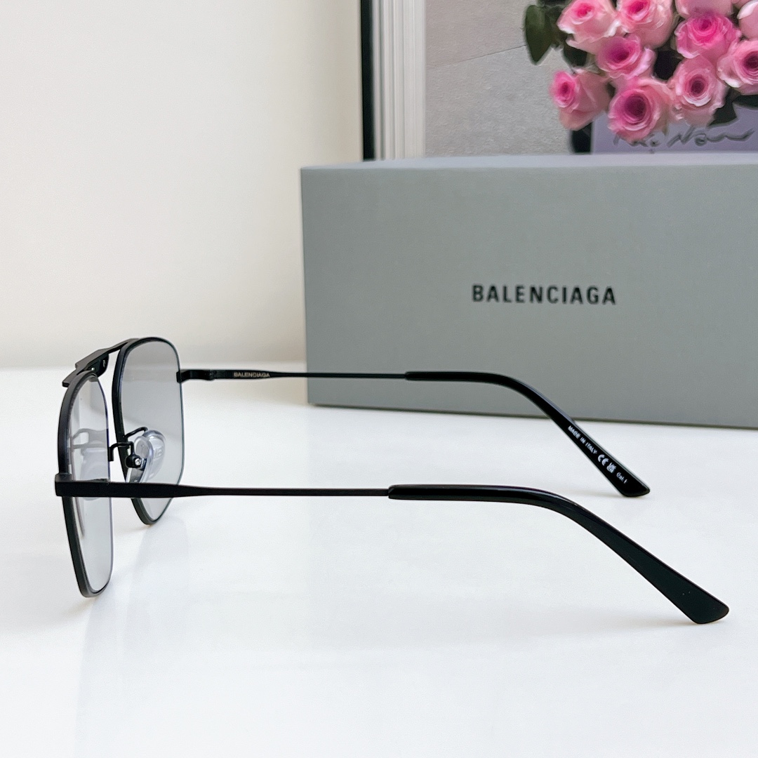 Balenciaga Tag 2.0 Navigator Sunglasses   BB0246SA - DopestKickz