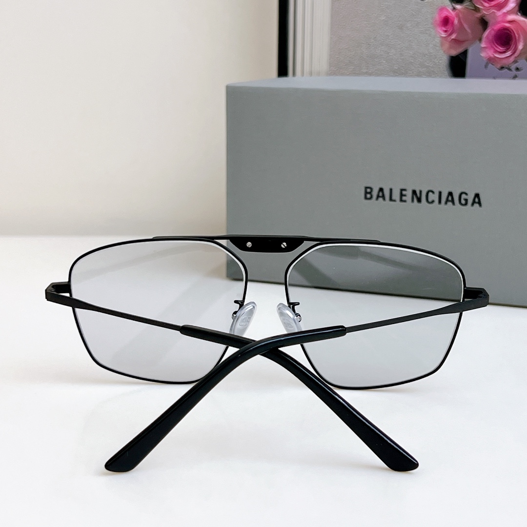 Balenciaga Tag 2.0 Navigator Sunglasses   BB0246SA - DopestKickz