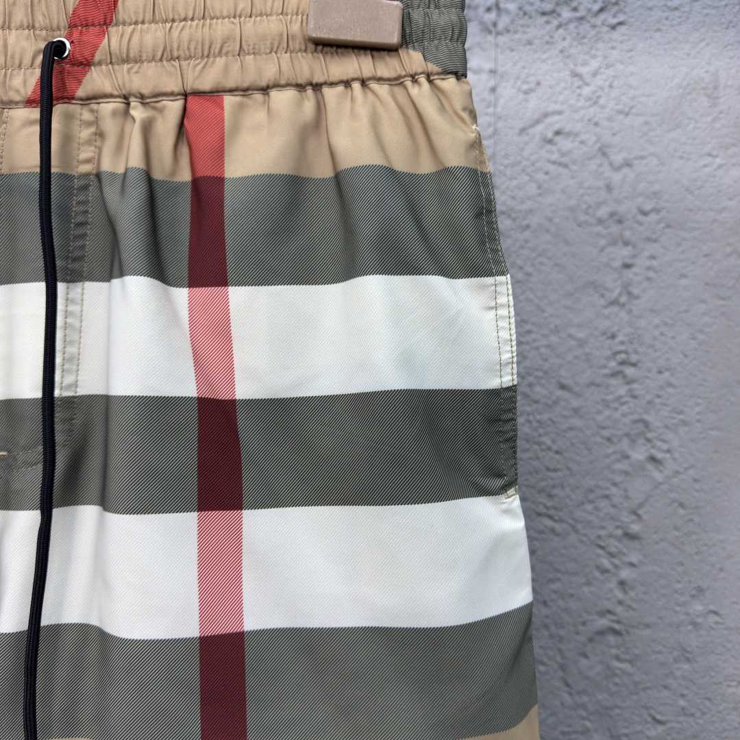 Burberry Shorts    - DopestKickz