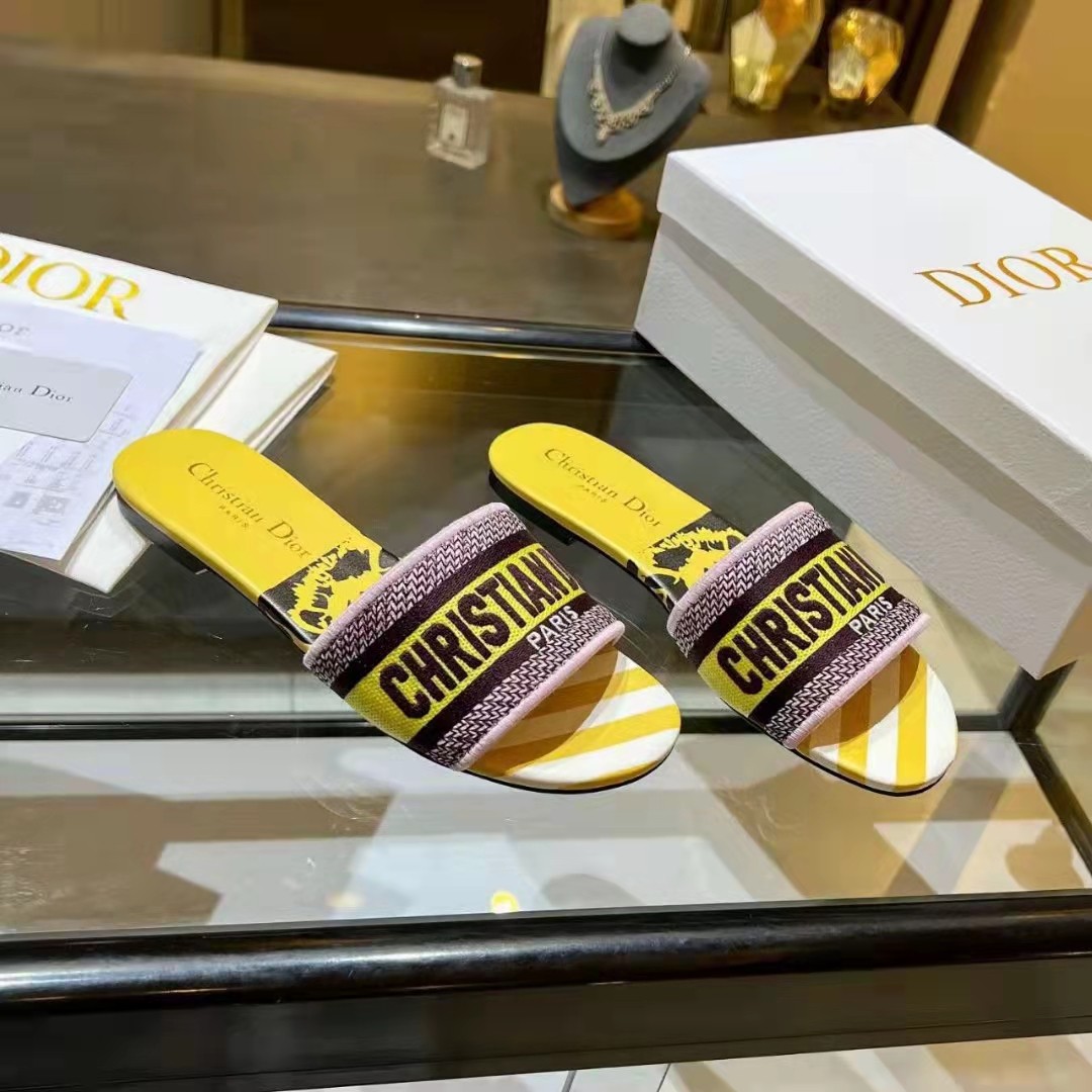 Dior Dway Slide  - DopestKickz