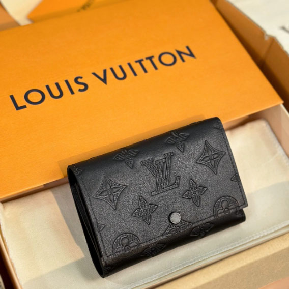 Louis Vuitton Victor Wallet   M12635 - DopestKickz