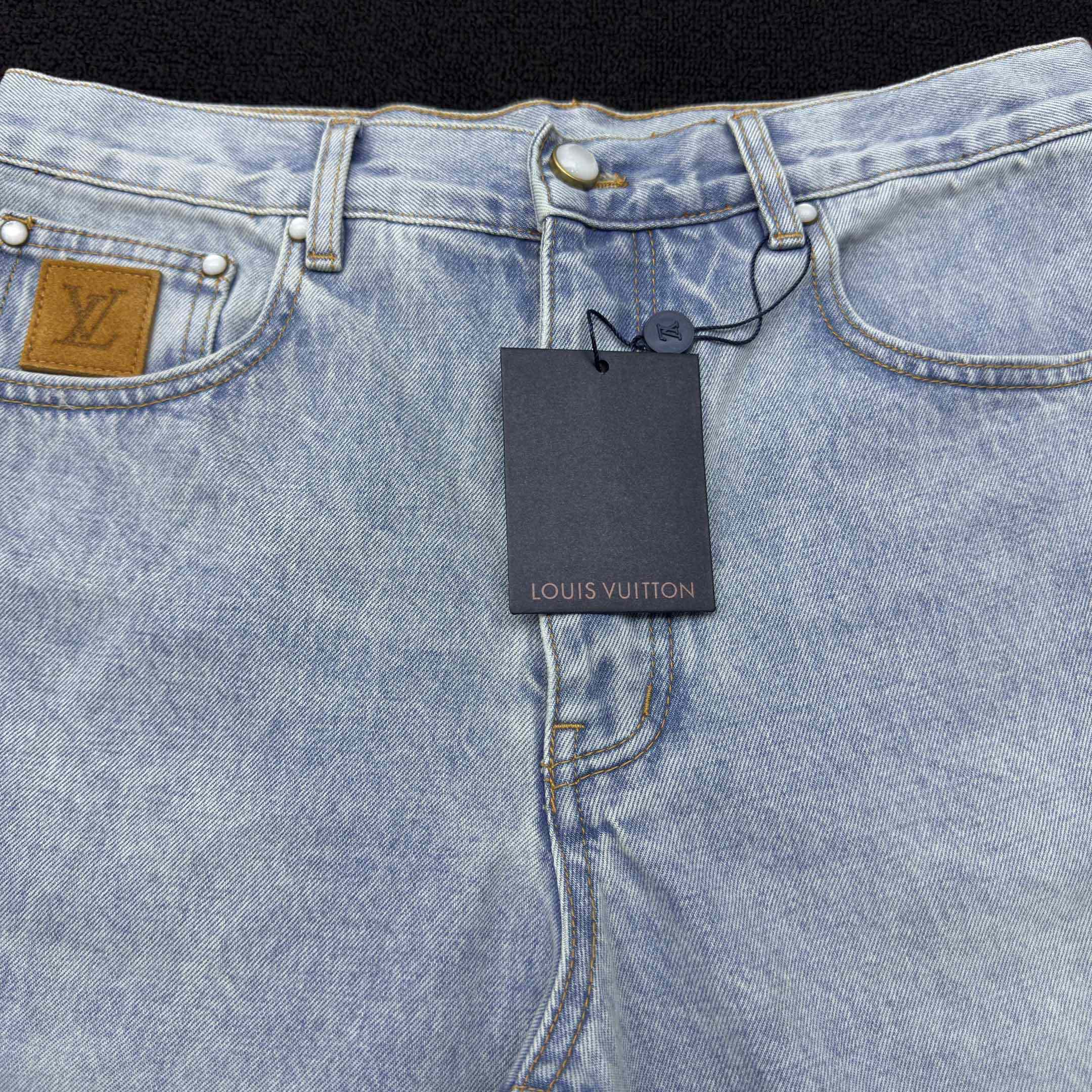 Louis Vuitton LV Denim Shorts    1AGTHT - DopestKickz