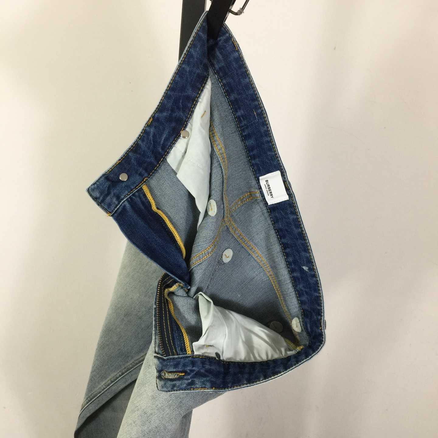 Burberry Jeans - DopestKickz