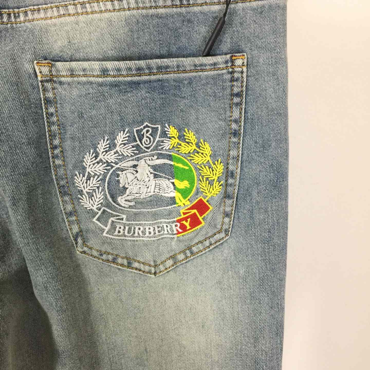 Burberry Jeans - DopestKickz