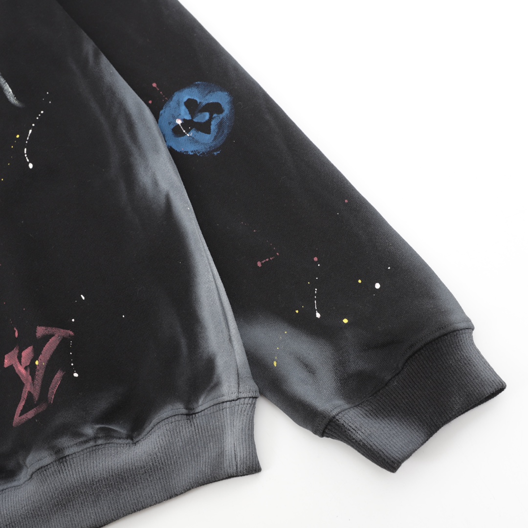 Louis Vuitton Monogram Sweatshirt - DopestKickz