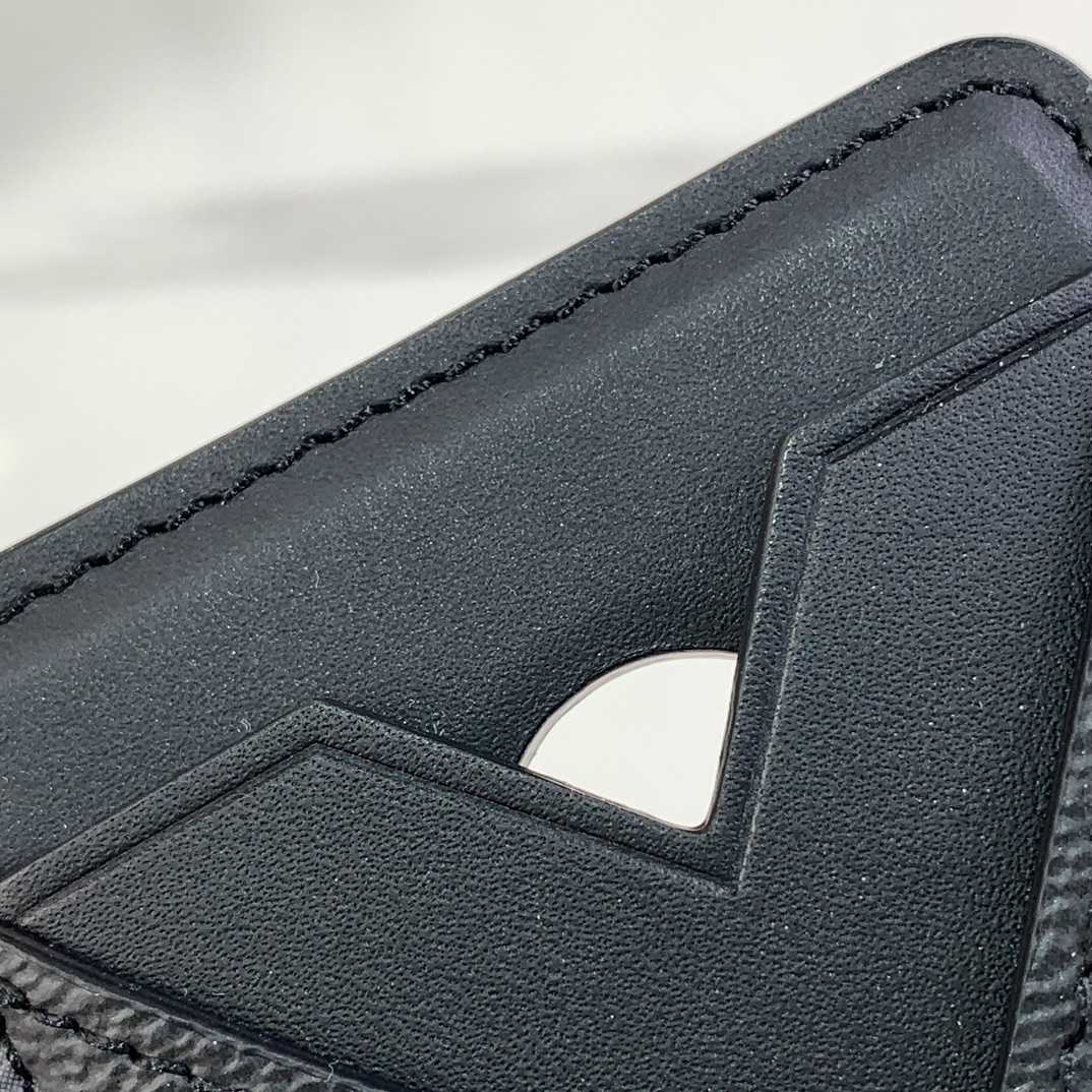 Louis Vuitton Porte-Cartes Magnet  M12602 - DopestKickz