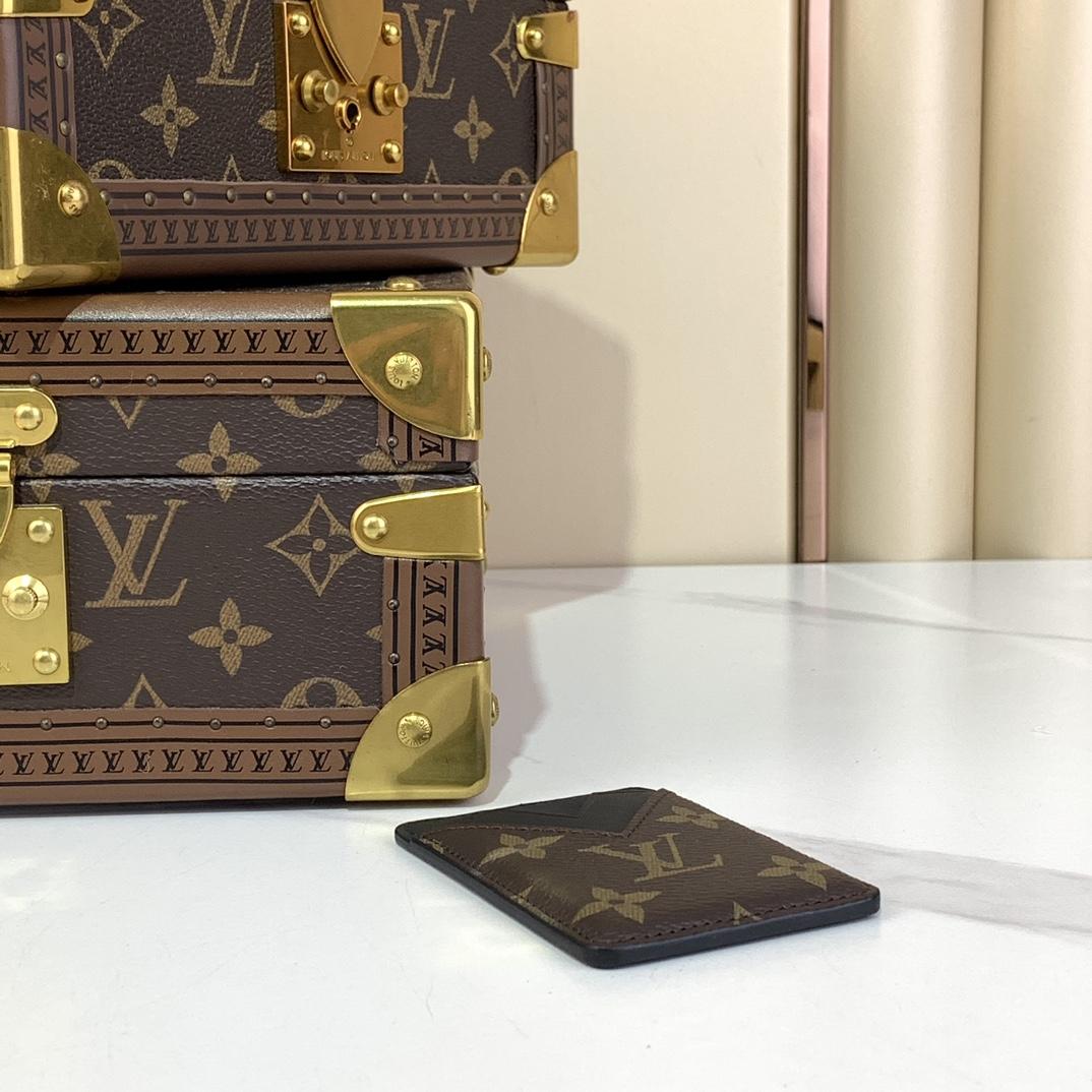 Louis Vuitton Porte-Cartes Magnet  M13185 - DopestKickz