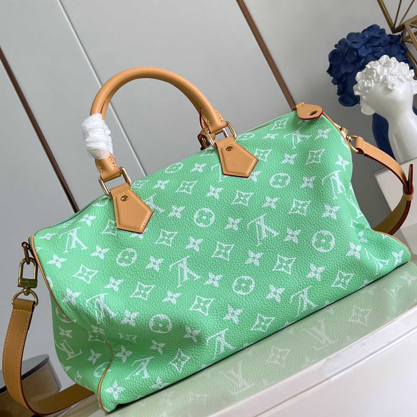 Louis Vuitton Speedy P9 Bandoulière 40   M24419 - DopestKickz