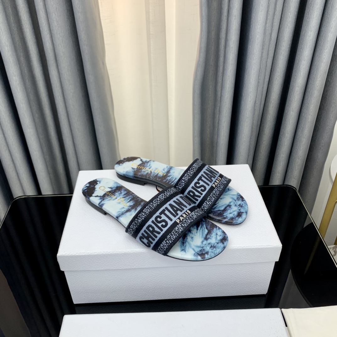 Dior Dway Slide  - DopestKickz