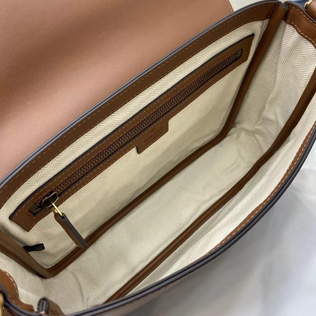 Gucci GG Emblem Medium Crossbody Bag - DopestKickz
