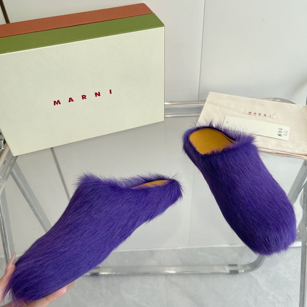 Marni Long Hair Calfskin Fussbett Sabot - DopestKickz