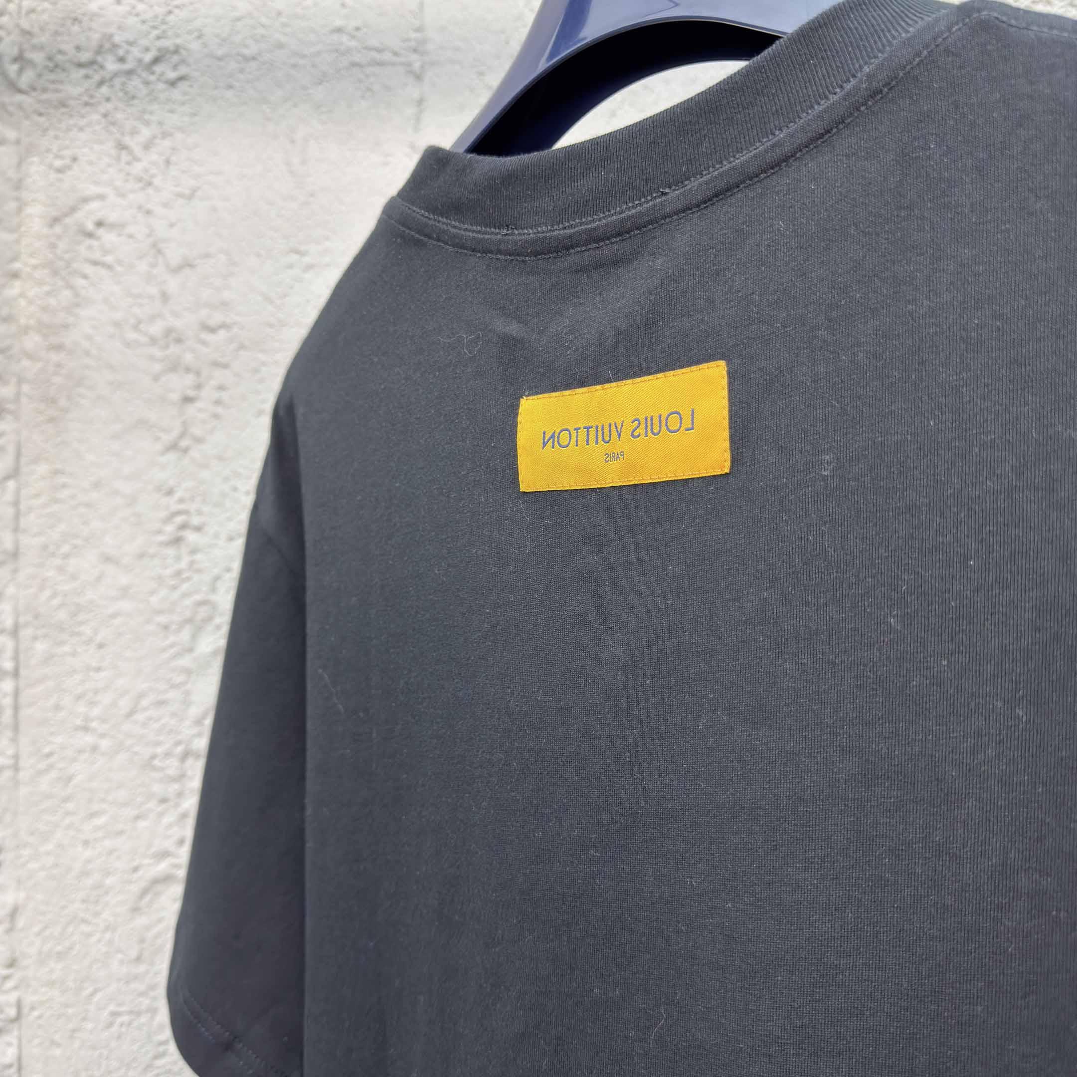 Louis Vuitton Embroidered Signature Cotton T-Shirt  1AFVB5 - DopestKickz