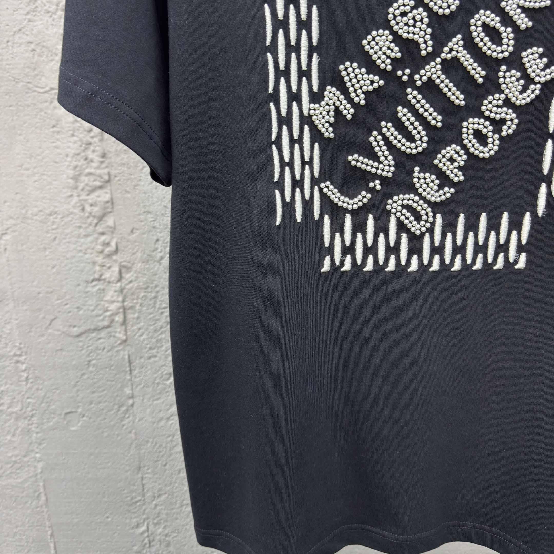 Louis Vuitton Embroidered Signature Cotton T-Shirt  1AFVB5 - DopestKickz
