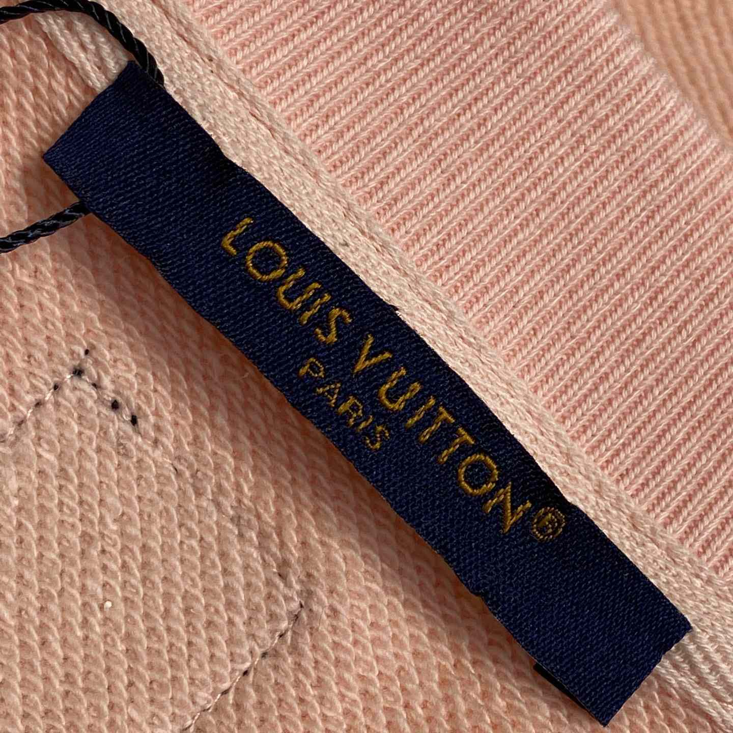 Louis Vuitton Embroidered Cotton Crewneck   1AHEFU - DopestKickz