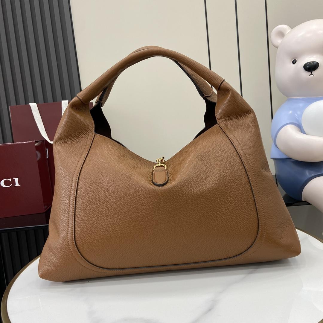 Gucci Softbit Maxi Shoulder Bag - DopestKickz