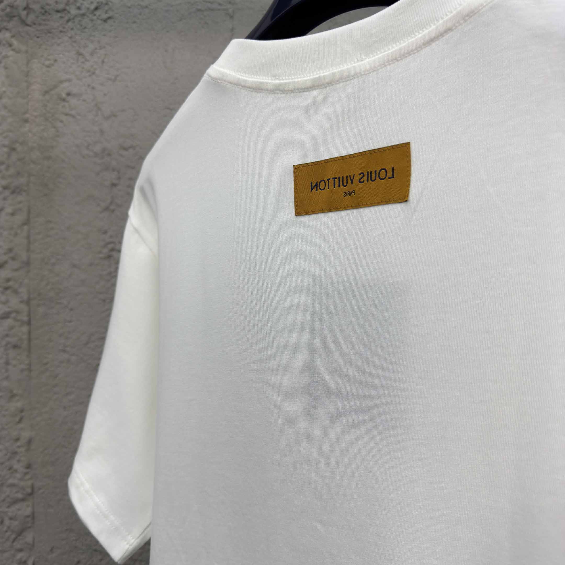 Louis Vuitton Embroidered Signature Cotton T-Shirt  1AFV77 - DopestKickz