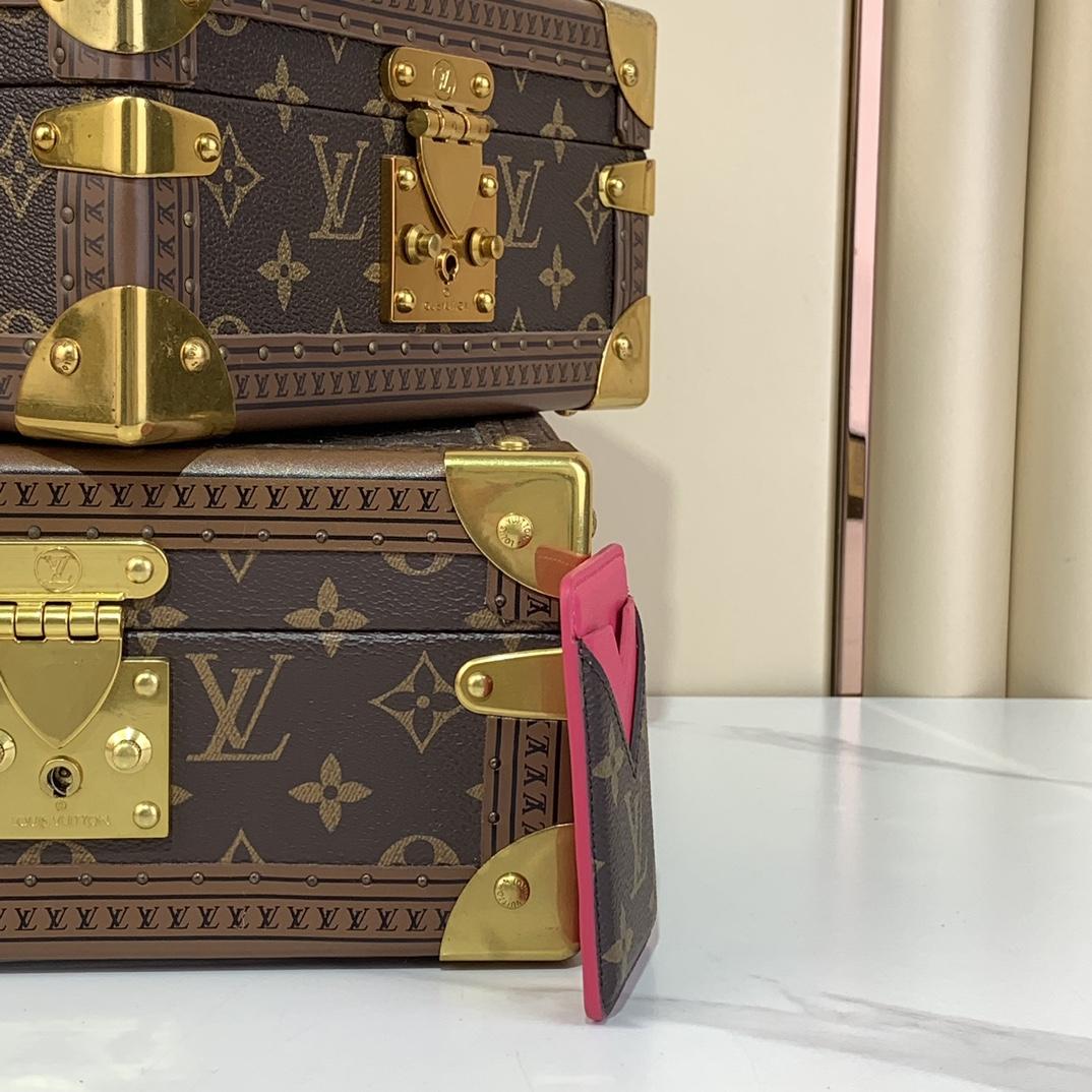 Louis Vuitton Porte-Cartes Magnet  M12851 - DopestKickz