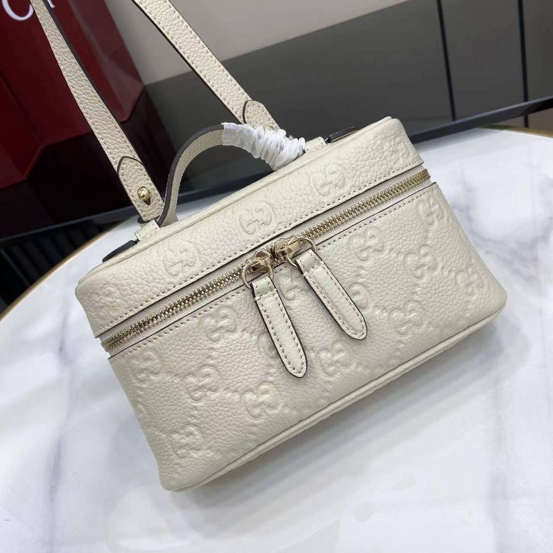 Gucci GG Emblem Small Bag - DopestKickz