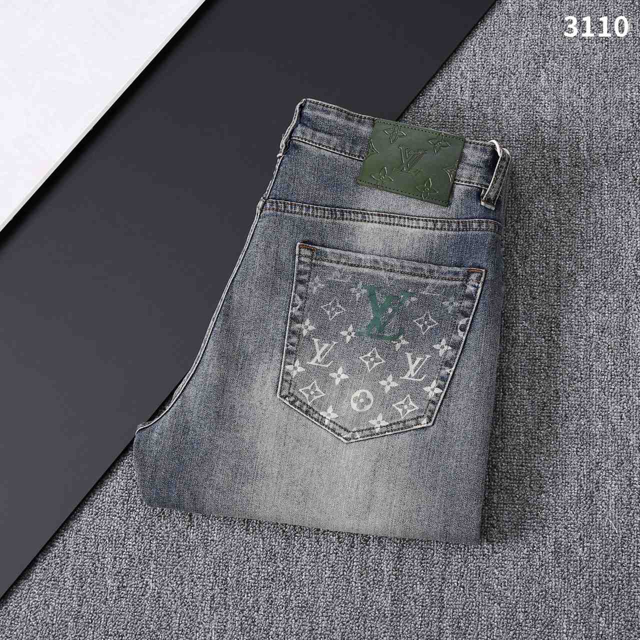 Louis Vuitton Jeans - DopestKickz