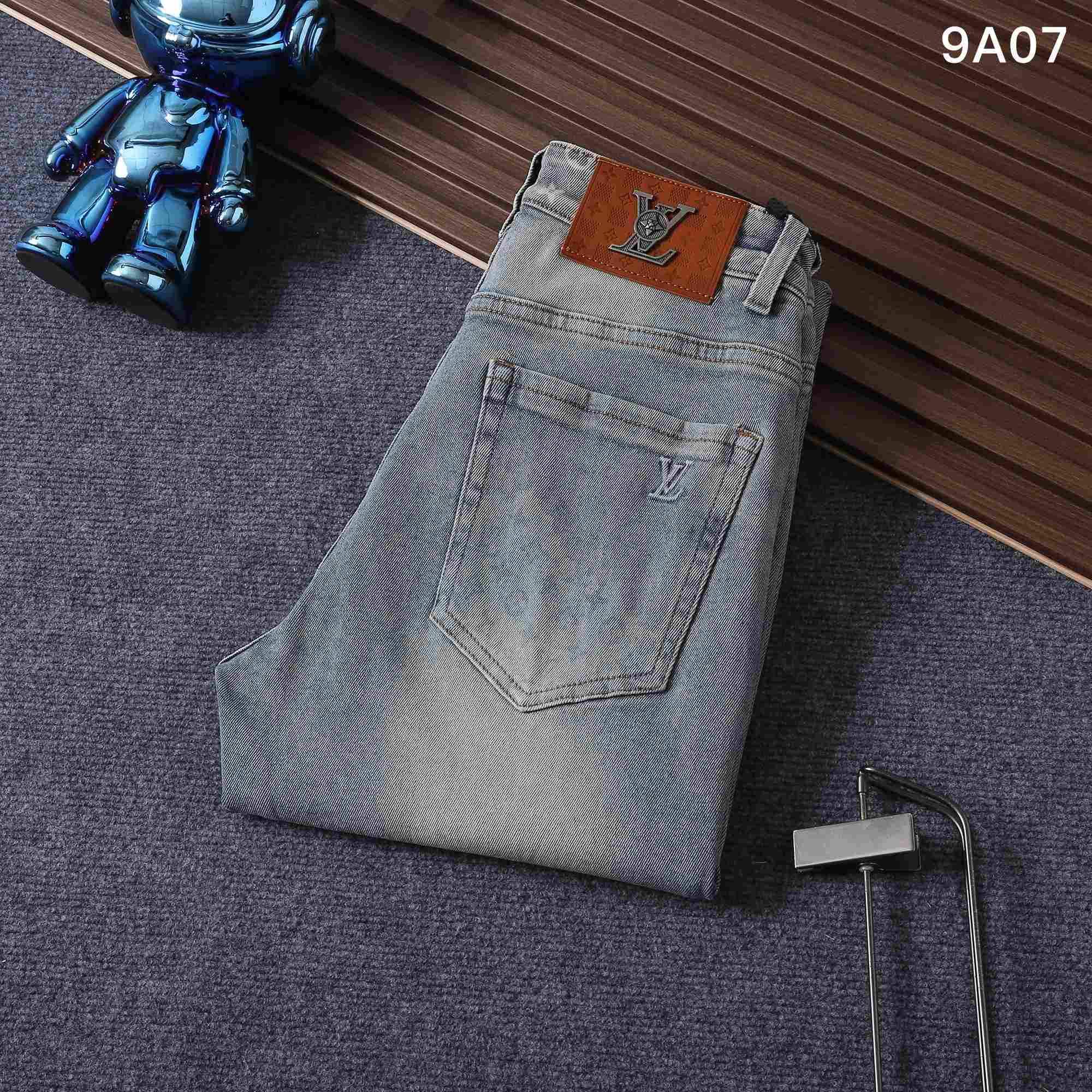 Louis Vuitton Jeans - DopestKickz