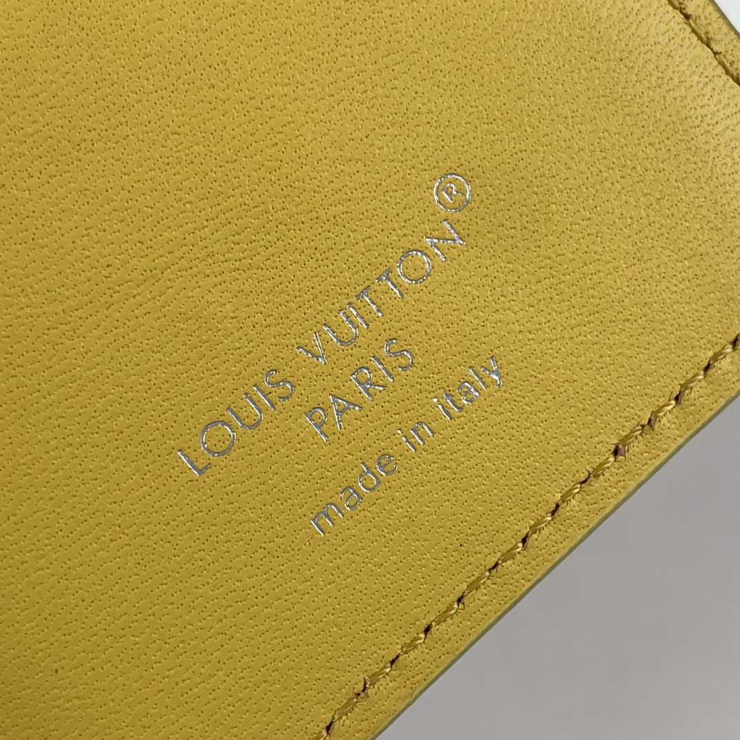 Louis Vuitton Porte-Cartes Magnet  M12853 - DopestKickz