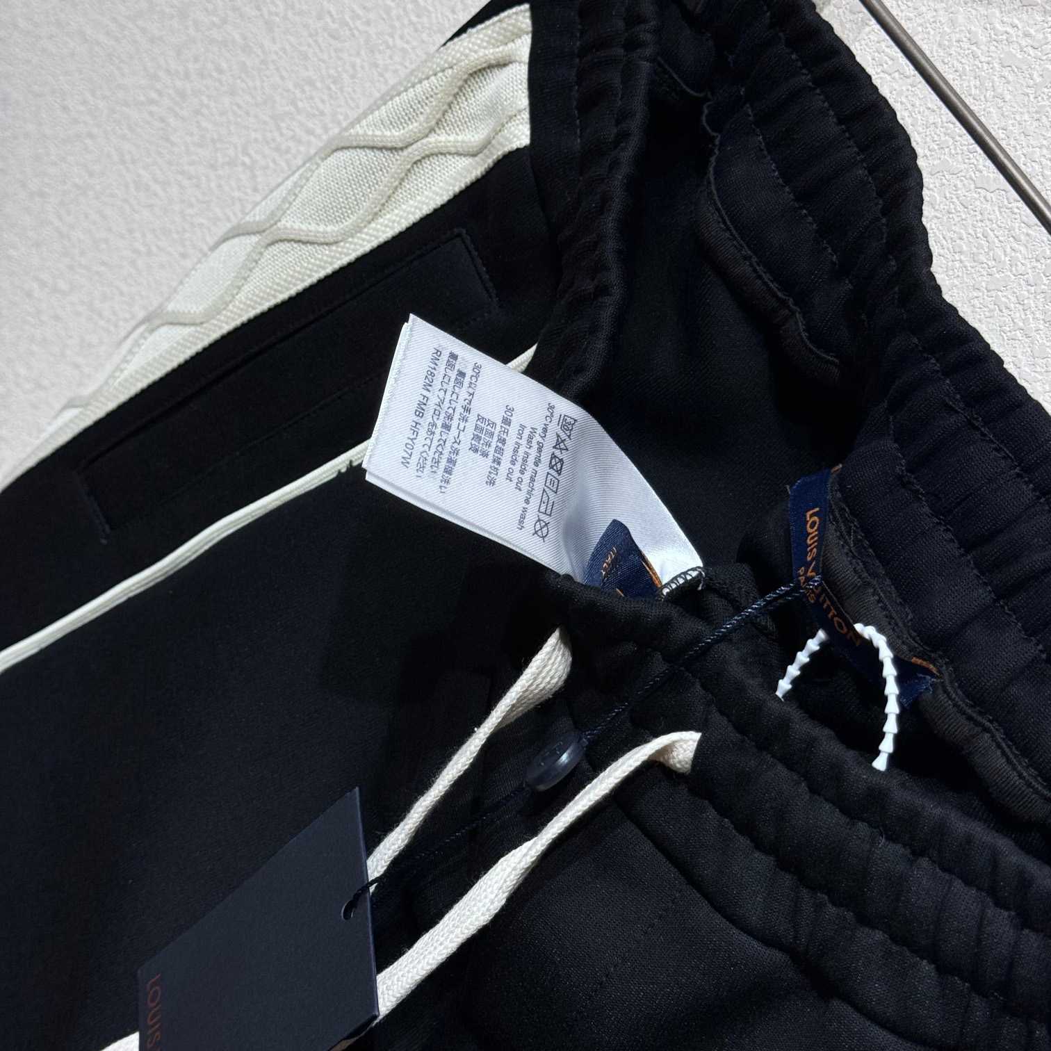 Louis Vuitton Cotton Shorts - DopestKickz