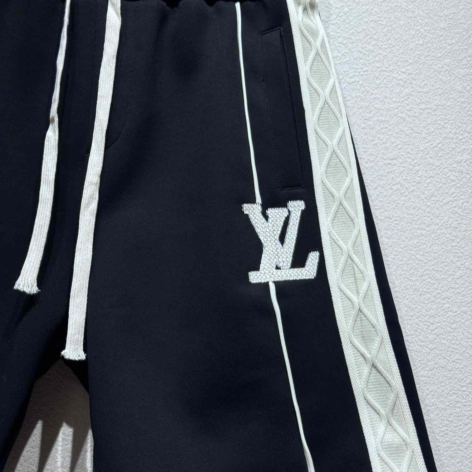 Louis Vuitton Cotton Shorts - DopestKickz