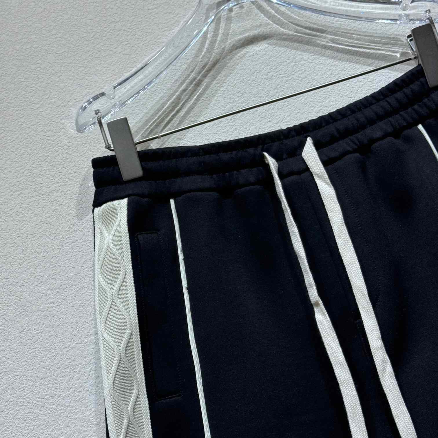 Louis Vuitton Cotton Shorts - DopestKickz