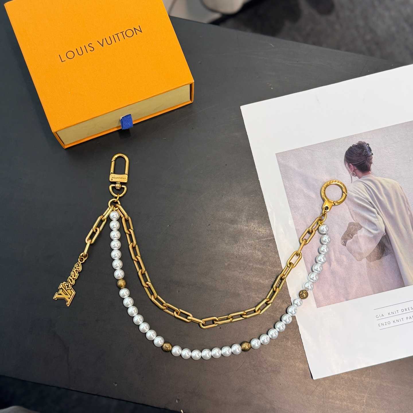 Louis Vuitton Chain Belt Pearls Bag Charm  M01689 - DopestKickz