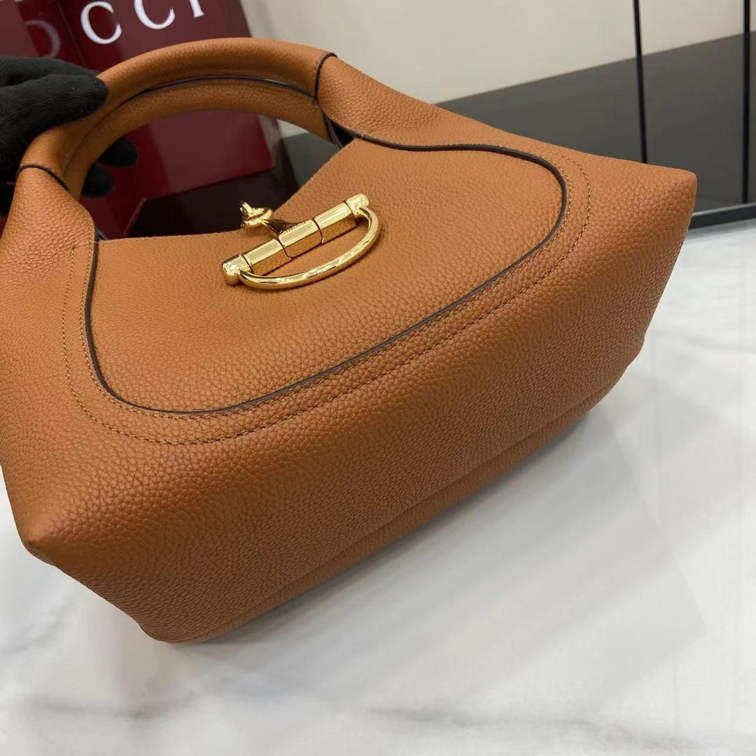 Gucci Softbit Medium Top Handle Bag - DopestKickz