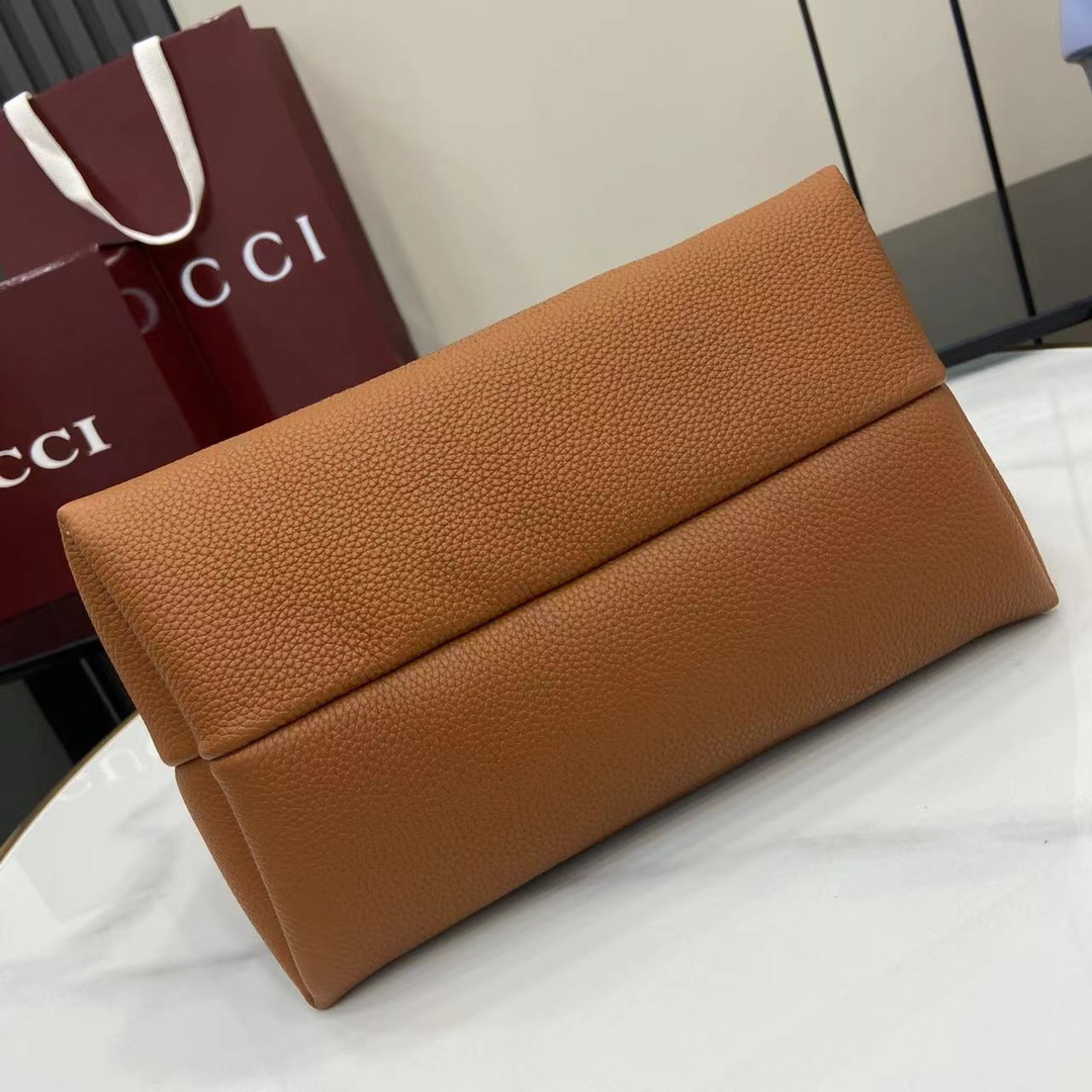 Gucci Softbit Medium Top Handle Bag - DopestKickz