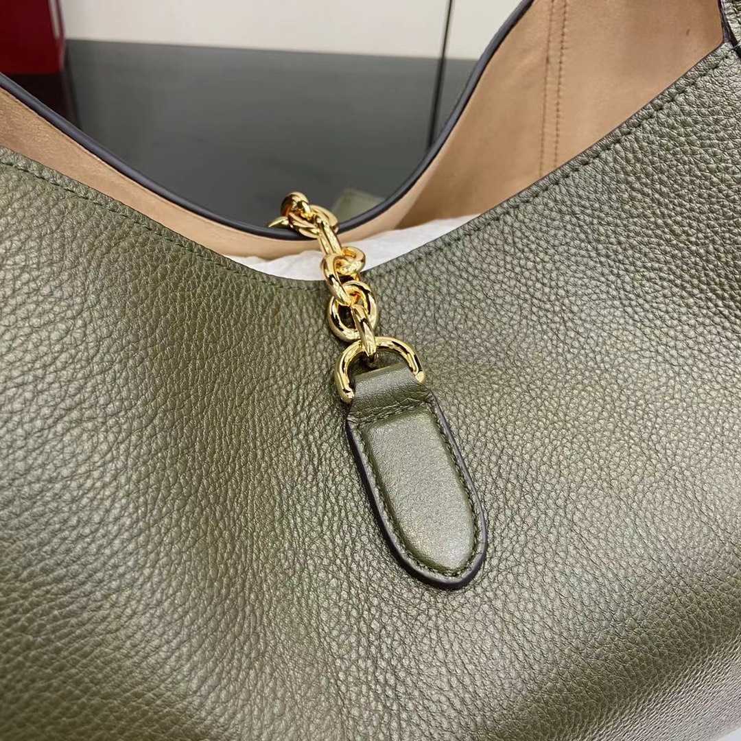 Gucci Softbit Maxi Shoulder Bag - DopestKickz